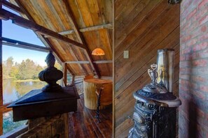 Property grounds - Chalet Ancestral - Old-World Charm by Lake (Sainte-Marguerite)