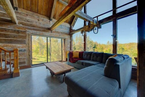 Chalet L’Ancestral | Old-World Charm by Lake