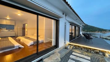 1 bedroom, iron/ironing board, bed sheets