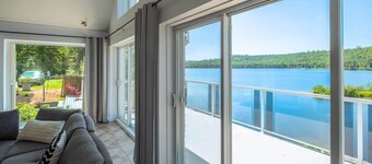 Le Repère  Navigable River • Spa • Ski • Dock