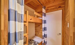 Room - Le Rustique Moderne Détente - Fireplace (Pohénégamook)