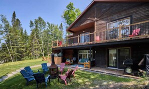 Terrace/patio - Le Rustique Moderne Détente - Fireplace (Pohénégamook)