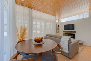 Dining - Le Shalom - Nature & Relax in Pont-Rouge (Pont-Rouge)