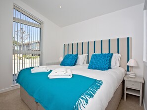 2 bedrooms, free WiFi, bed sheets, wheelchair access
