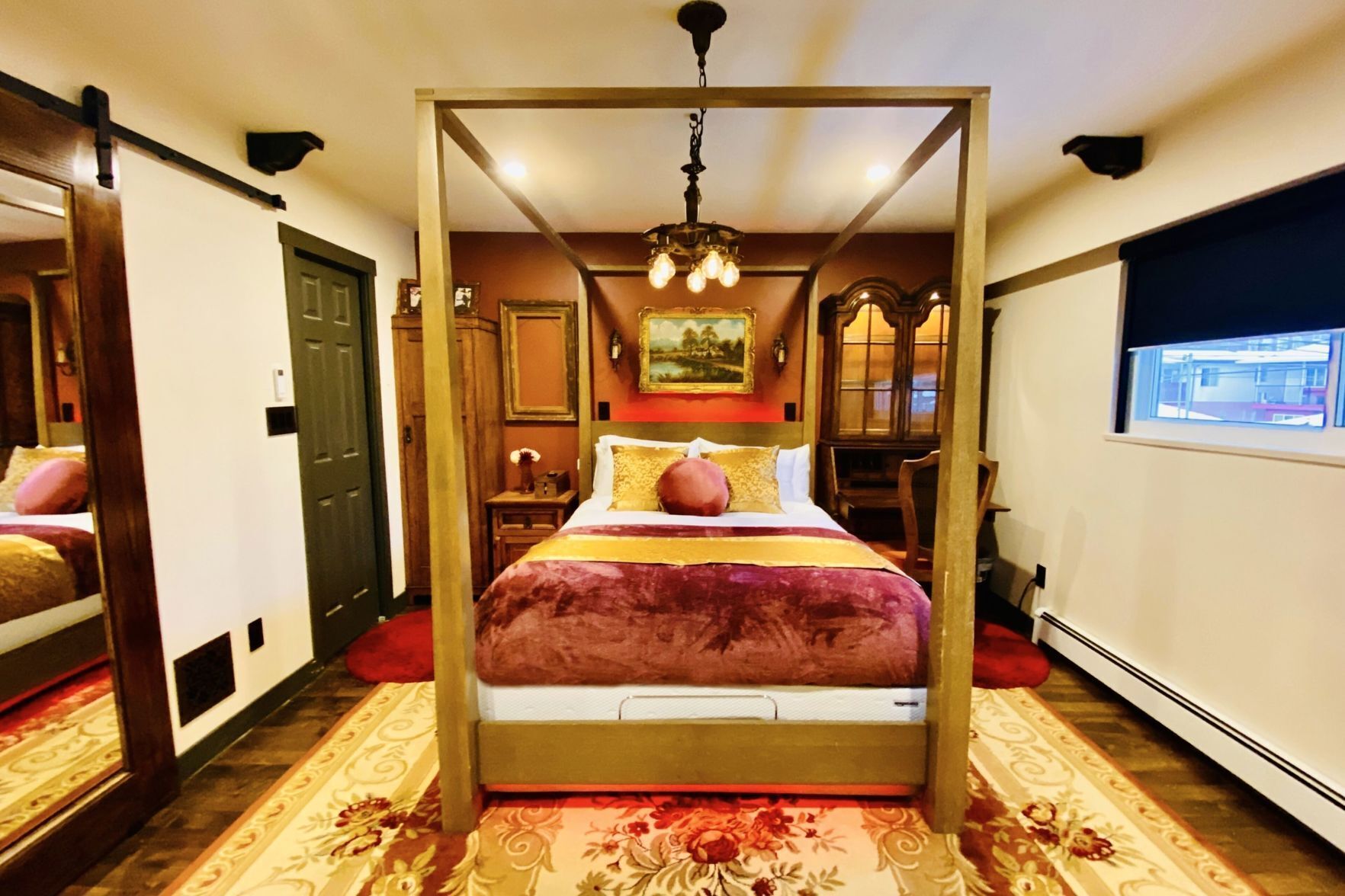 Egyptian cotton sheets, premium bedding, down duvets, pillow-top beds