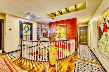 Neocolonial Nouveau Kensington Vacation Home