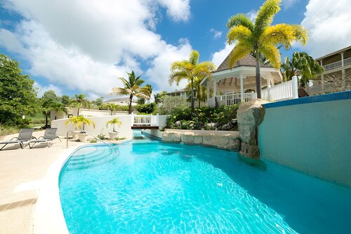 Peaceful Paradise - Gated West Coast Oasis!