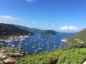 Unclassified image, 4 of 21, button - Villa Rosa (West End)