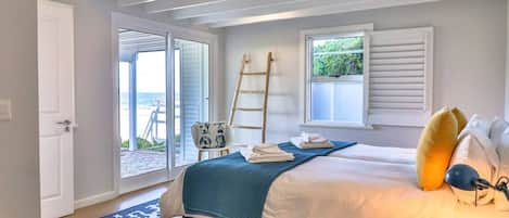 5 bedrooms, desk, iron/ironing board, free WiFi
