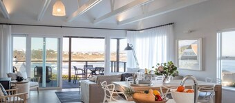 Sunridge Aan Zee | Luxury Beach Villa Onrus Beach