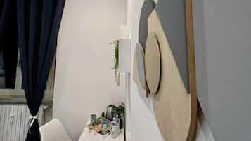 Doppia Superior | Con stile personalizzato, con arredamento individuale, una scrivania