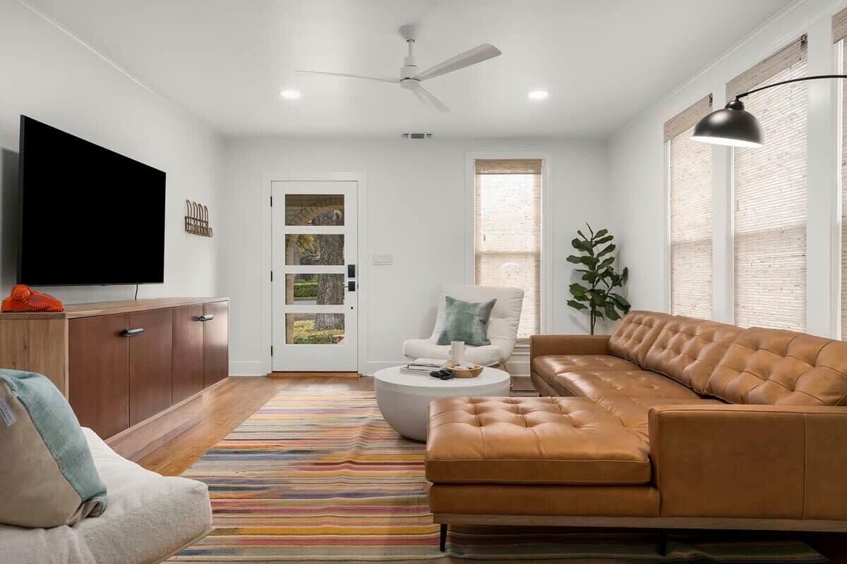 Télévision, espaces bureaux