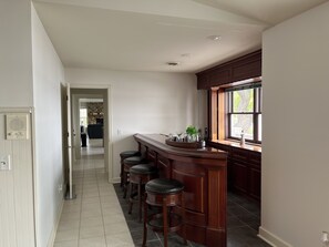 Lobby - Lake Home - 3,500 sq ft - 20 min from Madison! (Cambridge)