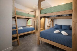 12 bedrooms, desk, iron/ironing board, travel cot