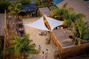 Outdoor dining - PRIVATE RESORT – SLEEPS 48 - Event Spaces Included (San Diego)