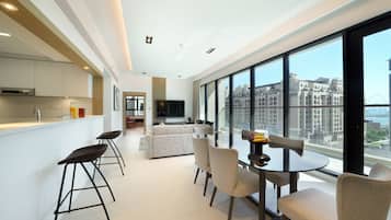 Deluxe-Apartment, 2Â Schlafzimmer | Wohnbereich
