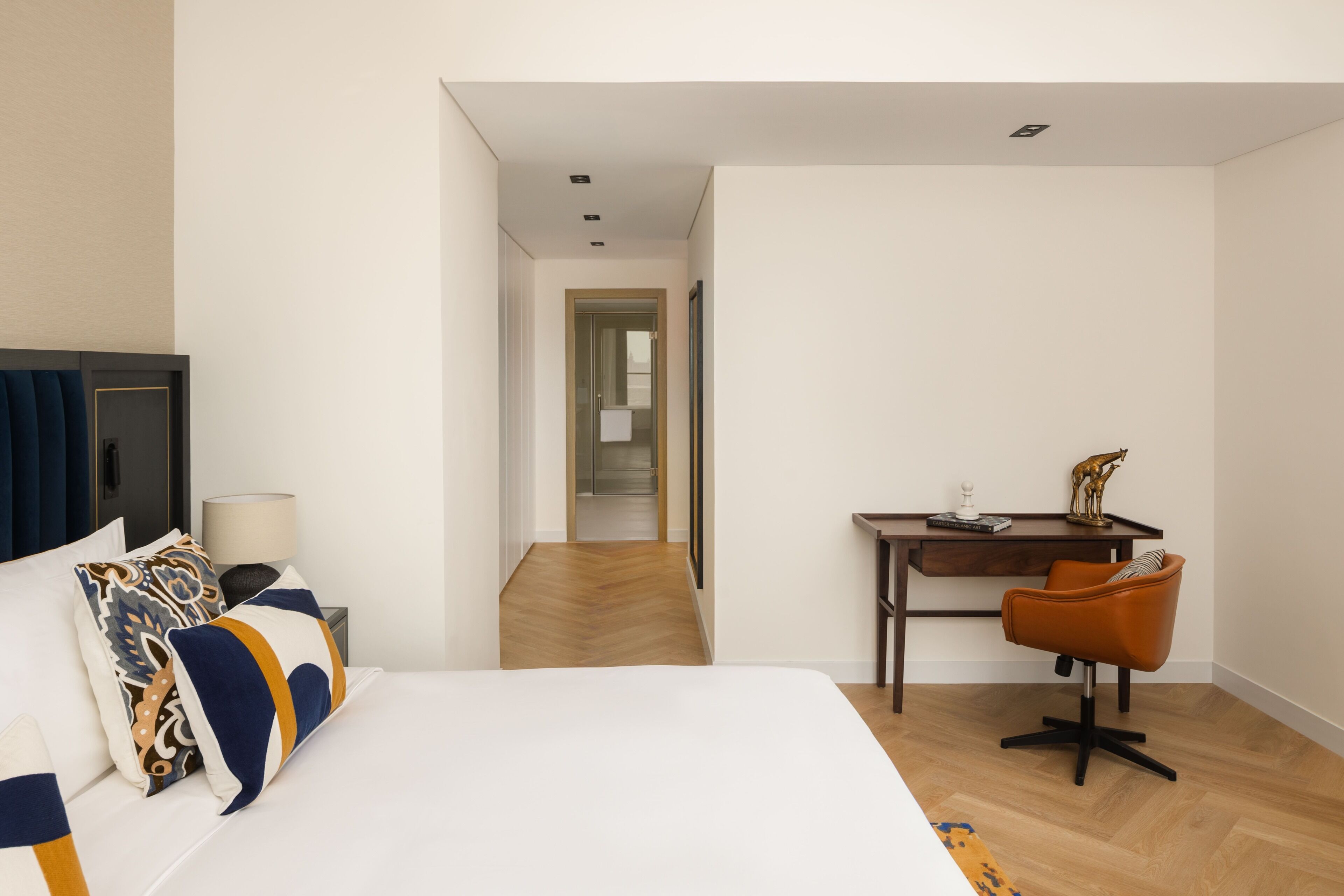 Penthouse, 3 Bedrooms | Premium bedding, in-room safe, laptop workspace, blackout drapes