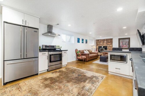 Ski Bum Chalet-Close to Resorts!