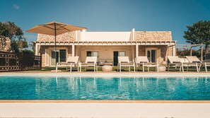 An infinity pool