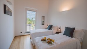 4 camere, ferro/asse da stiro, Wi-Fi gratuito, lenzuola