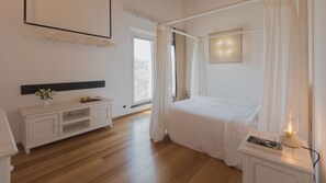 4 chambres, fer et planche à repasser, accès au Wi-Fi (inclus)