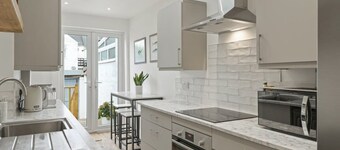 Modern Flat Minutes from Exmouth Sea Front