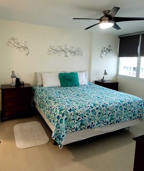 1 soverom, strykejern/-brett, wi-fi (inkludert) og sengetøy