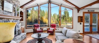 Wildcat Creek Lodge |Waterfront on Hayden Lake