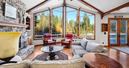 Wildcat Creek Lodge |Waterfront on Hayden Lake