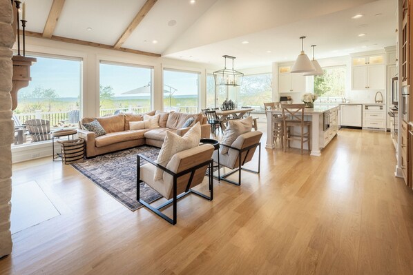 Smart TV, fireplace, video games, DVD player