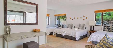 5 bedrooms, desk, iron/ironing board, free WiFi