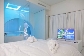 1 bedroom, in-room safe, iron/ironing board, WiFi