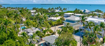 Bungalow #3 - 2 Bed/1 Bath & Pool in Islamorada