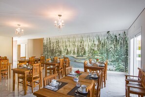 Petit déjeuner continental compris tous les jours