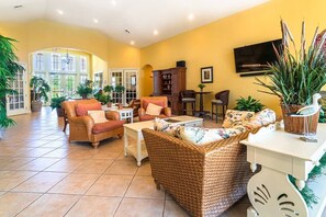 TV, ping pong - Deluxe 4BD near Disney / Central no rear neighbors (Kissimmee)