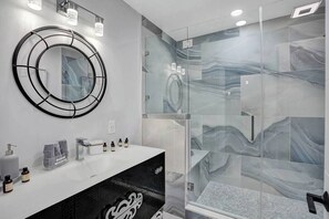 Shower, hair dryer - Oasis Retreat! - 4BR/3BA Private Pool Home! (Fort Lauderdale)