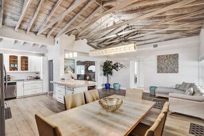 Interior - Oasis Retreat! - 4BR/3BA Private Pool Home! (Fort Lauderdale)