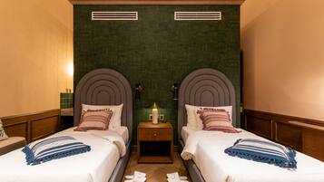 1 bedroom, premium bedding, down duvets, Select Comfort beds