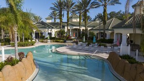 Outdoor pool - Lovely 2 bedroom apt - minutes from Disney World! (Kissimmee)