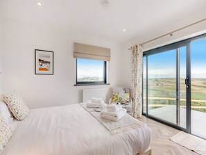 4 chambres, Wi-Fi gratuit, draps fournis