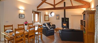 High Quality , Rural Views Peaceful, AONB, Jurrasic Coast, Dog Friendly.