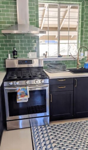 Micro-ondes, plaque de cuisson