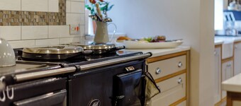 7 bedroom accommodation in Llandegla, near Wrexham