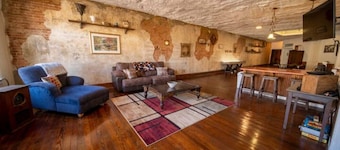 Large Unique 2-Bedroom Gamed Themed Loft