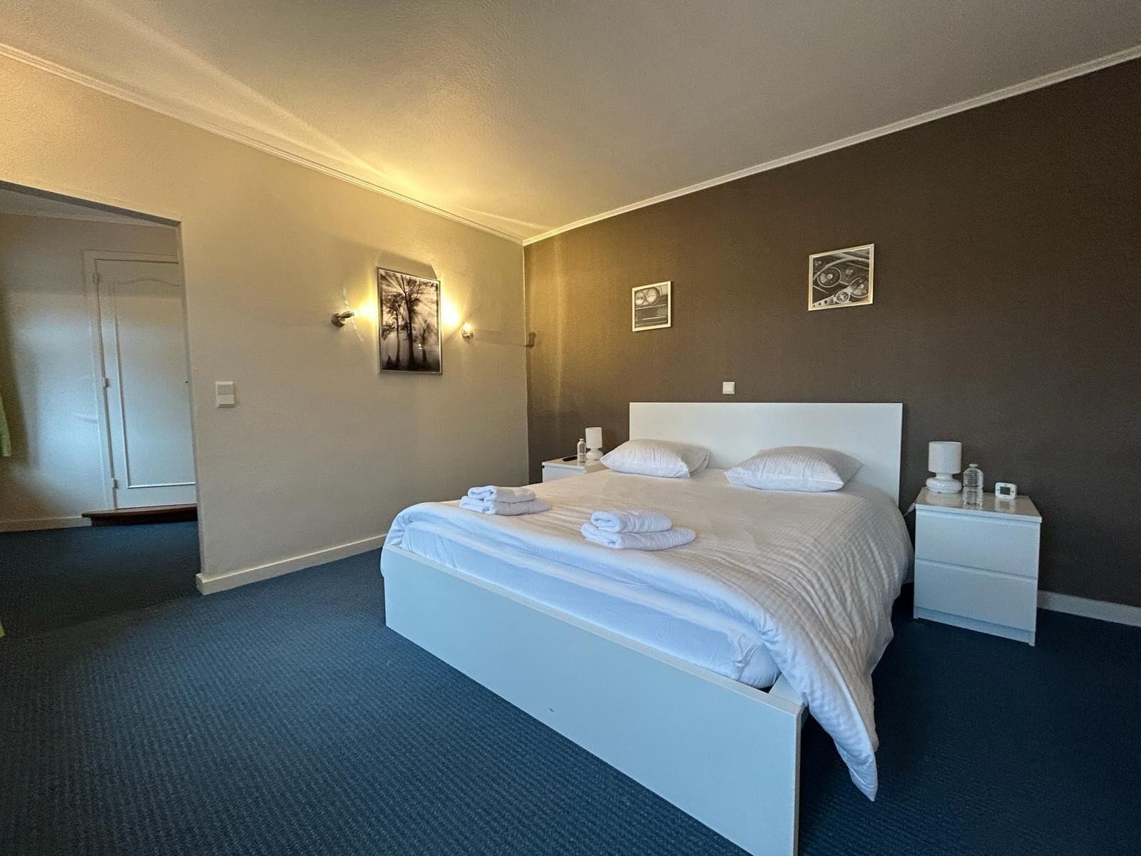 Double Room, 1 Queen Bed | Desk, free WiFi, bed sheets