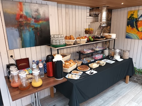 Desayuno continental incluido todos los días