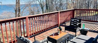 The Wheat House on Main (1ST Story Unit)