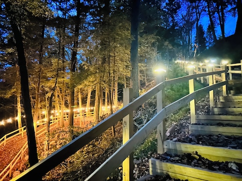 River & Golf Mountain Retreat