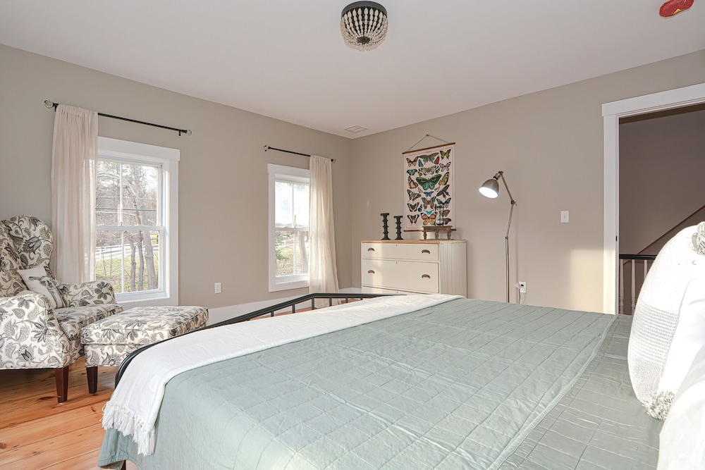 Charming Renovated Farmhouse Townsend Vrbo