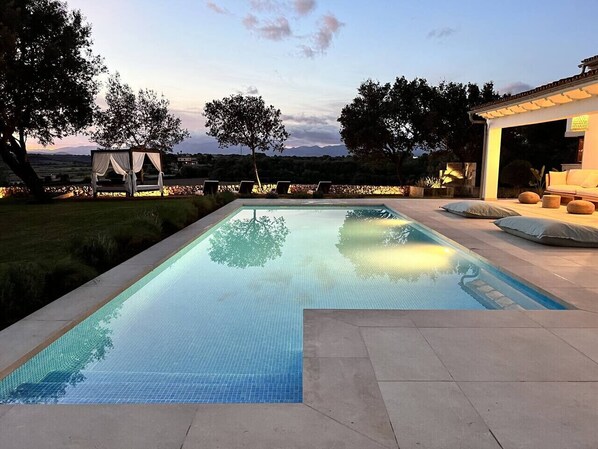 Imagen sin descripción, 1 de 47, botón